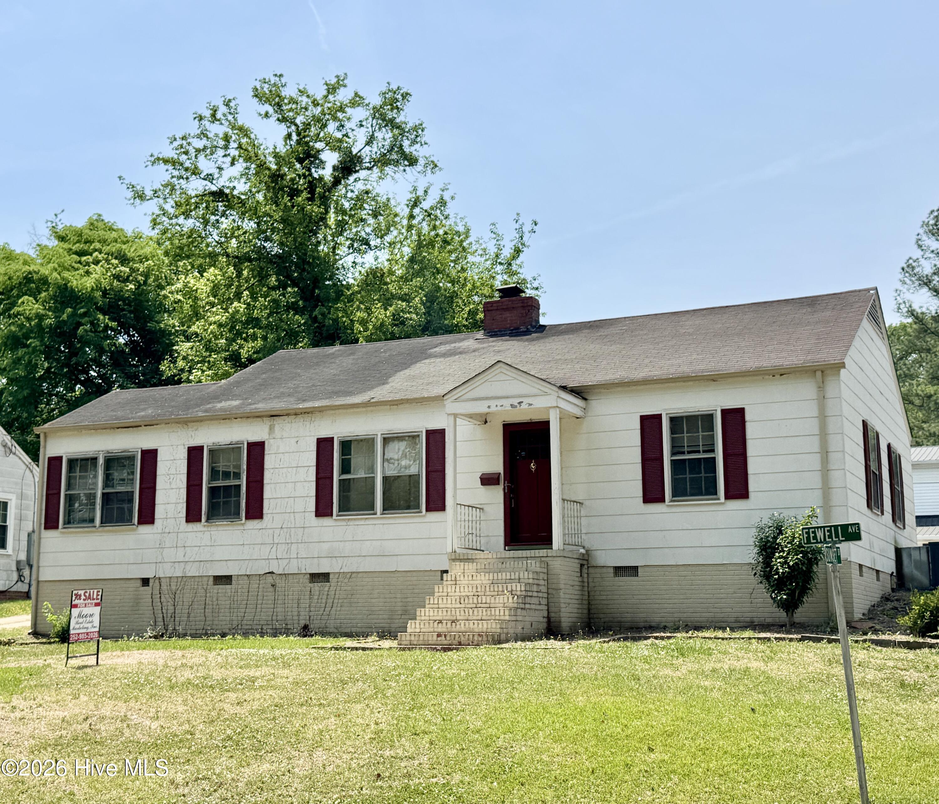 2 Fewell Avenue Weldon, NC 27890 - Photo 1 of 14 IMG_2045