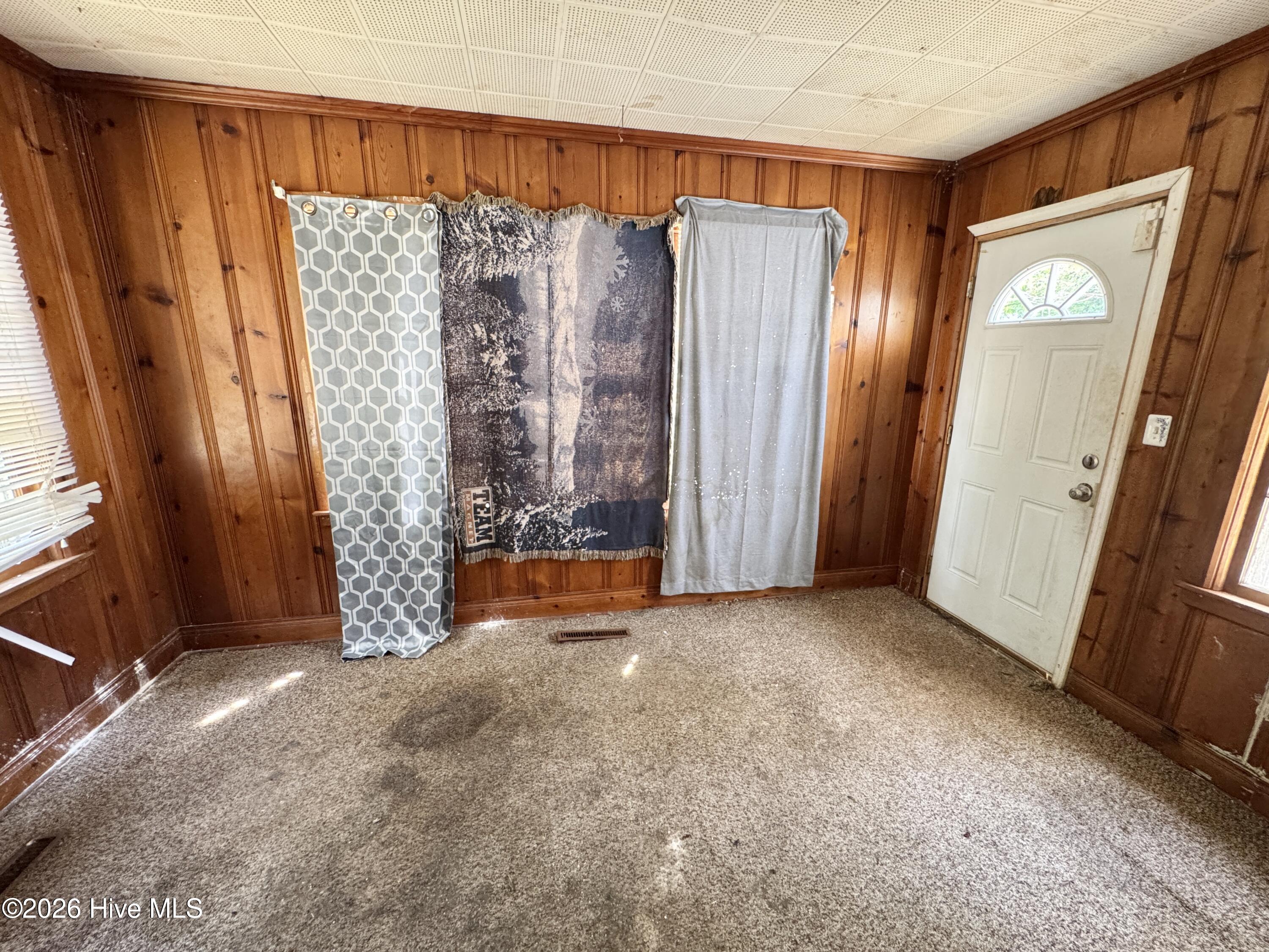 2 Fewell Avenue Weldon, NC 27890 - Photo 8 of 14 IMG_2052