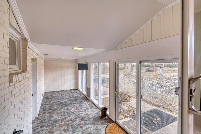 $387,500 | 5244 County Road 630 West, Newburgh, IN 47630