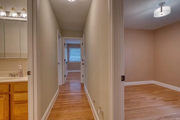 $379,900 | 5244 County Road 630 West, Newburgh, IN 47630