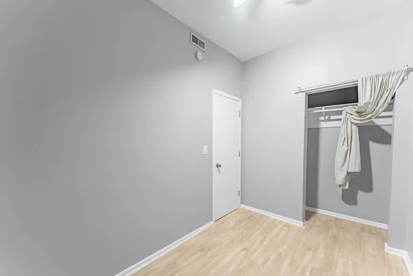 $3,000 | 2143 West 18th Place, Chicago, IL 60608