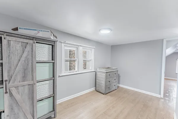 $3,000 | 2143 West 18th Place, Chicago, IL 60608