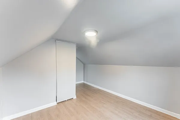 $3,000 | 2143 West 18th Place, Chicago, IL 60608
