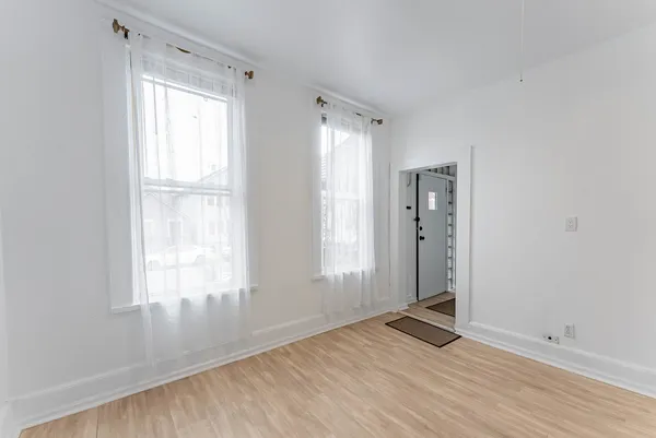 $3,000 | 2143 West 18th Place, Chicago, IL 60608