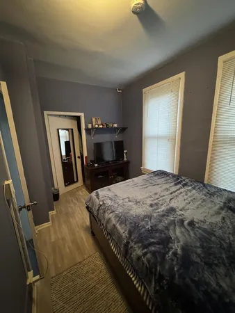 $3,000 | 2143 West 18th Place, Chicago, IL 60608