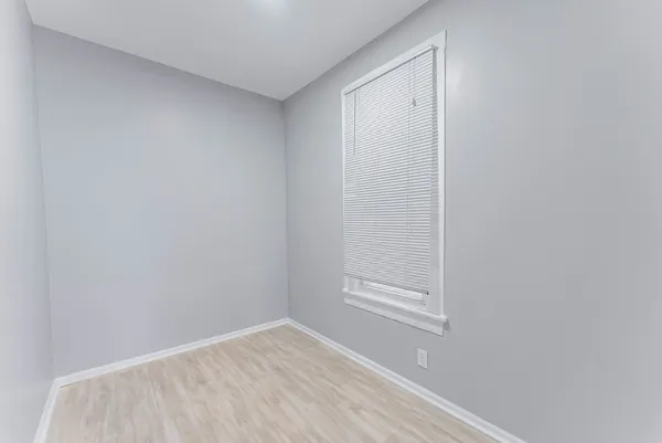 $3,000 | 2143 West 18th Place, Chicago, IL 60608