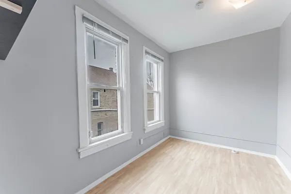 $3,000 | 2143 West 18th Place, Chicago, IL 60608