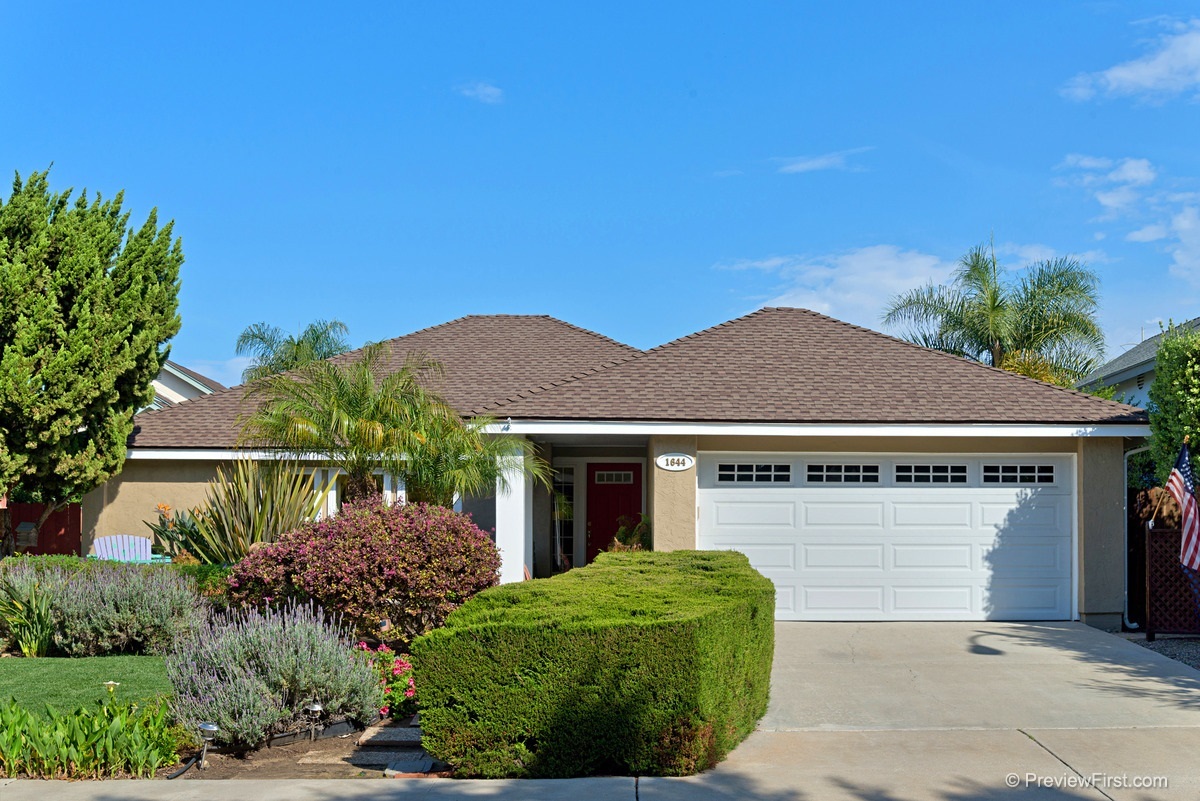 1644 Traveld Way Encinitas, CA 92024 - Photo 2 of 20