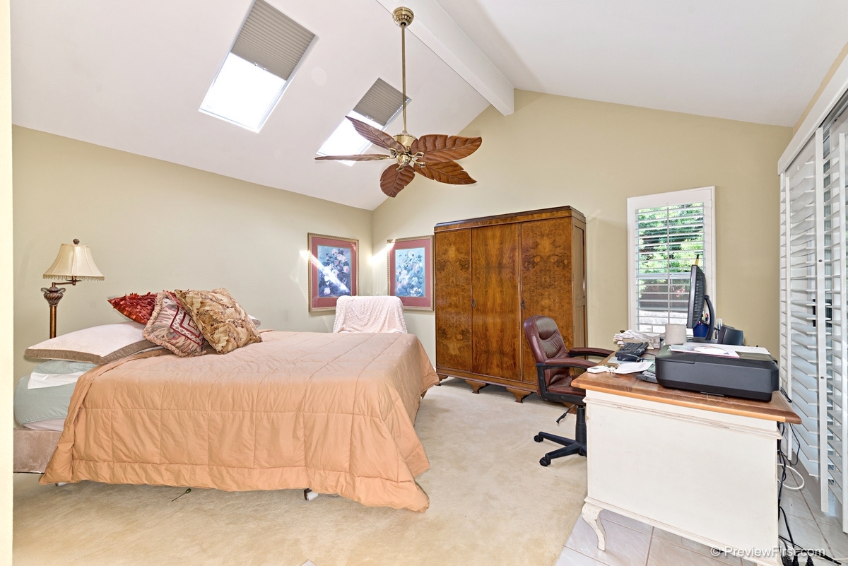 1644 Traveld Way Encinitas, CA 92024 - Photo 11 of 20