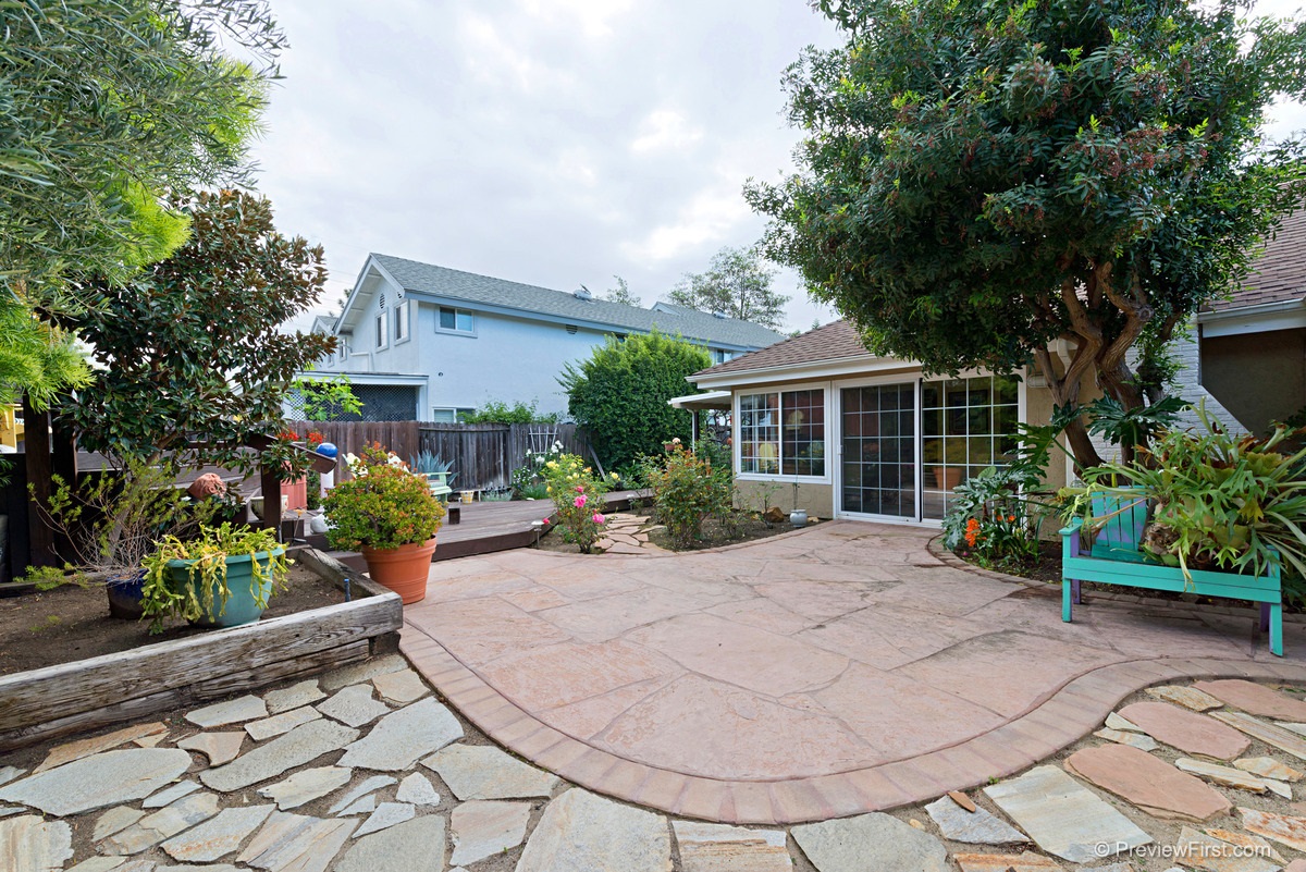 1644 Traveld Way Encinitas, CA 92024 - Photo 18 of 20