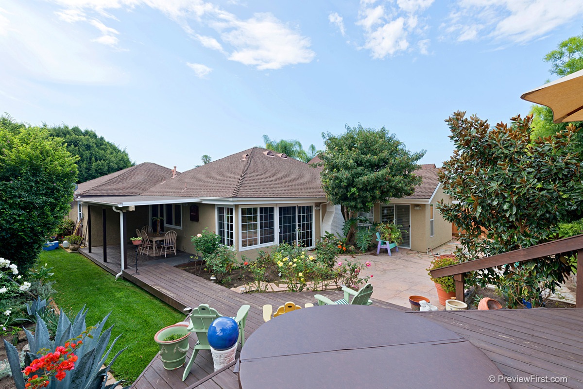 1644 Traveld Way Encinitas, CA 92024 - Photo 3 of 20