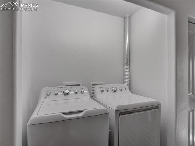 9915 Mesa Road Cascade, CO 80809 - Photo 14 of 25 New Washer and Dryer