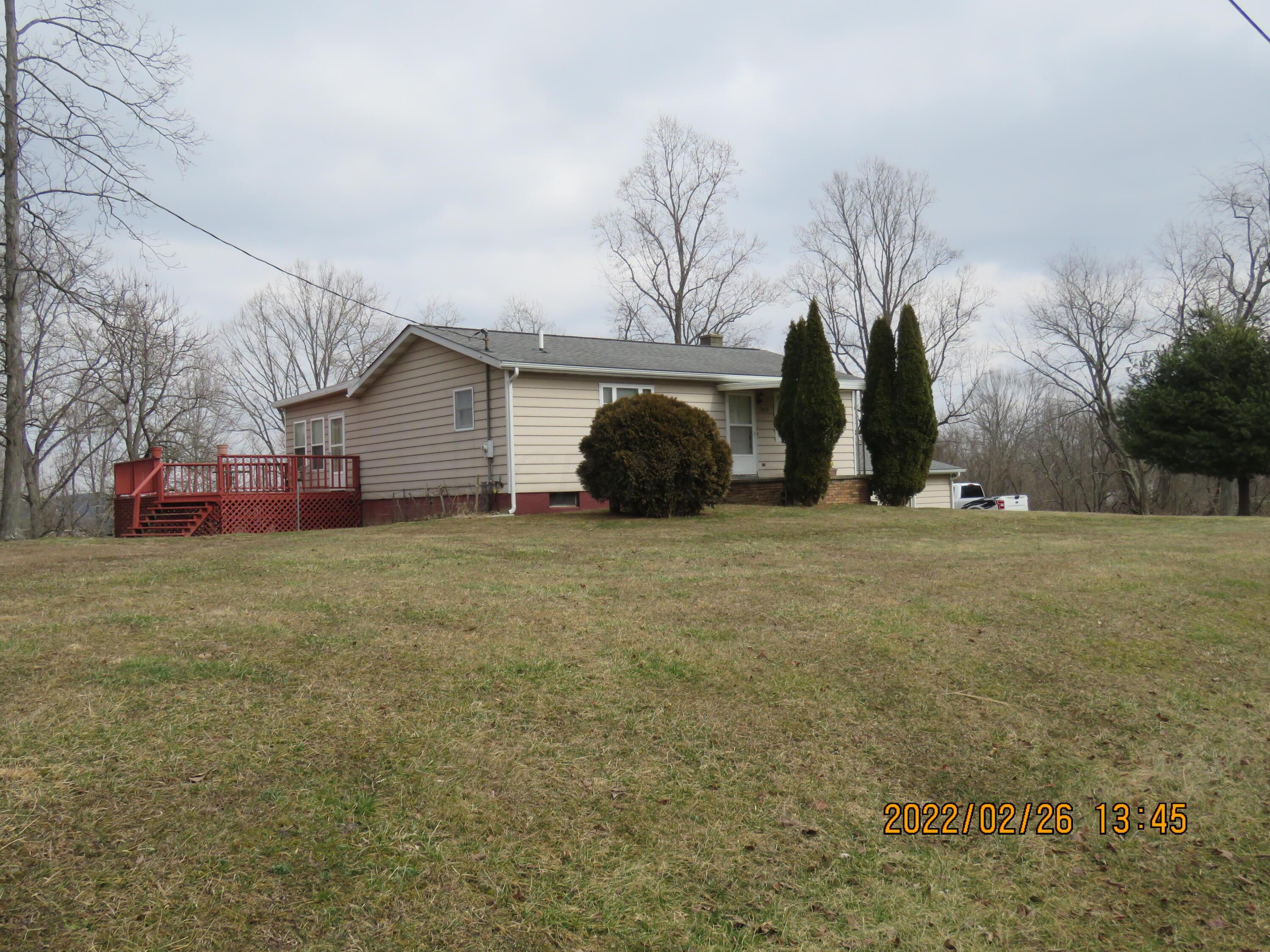 36630 Greasy Ridge Road Logan, OH 43138 - Photo 4 of 28 IMG_4229