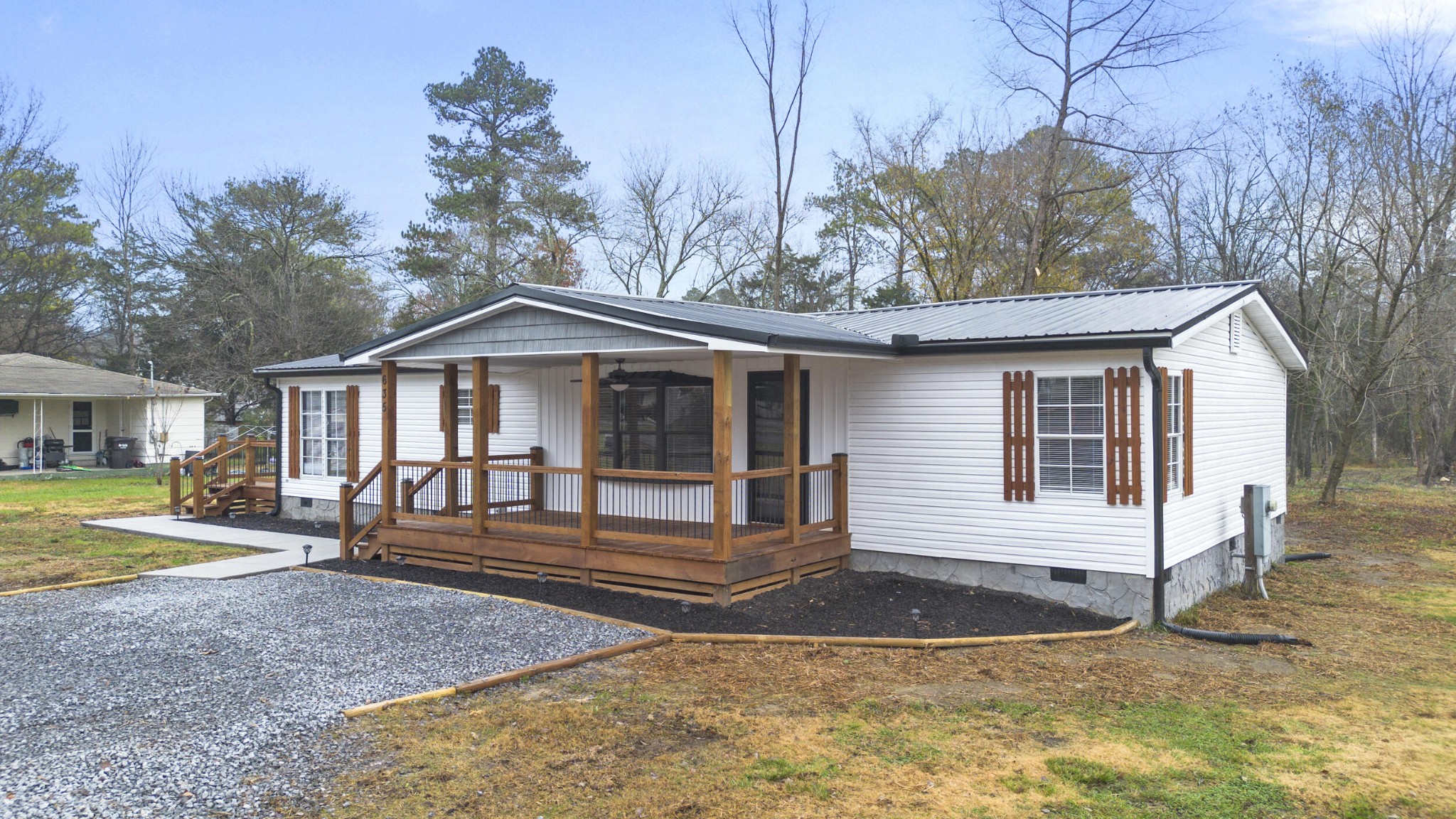 635 Durkee Road Southeast Cleveland, TN 37323 - Photo 4 of 45 a front view of a house with garden