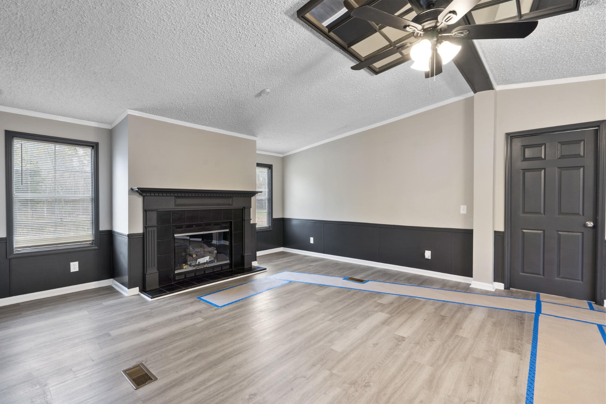 635 Durkee Road Southeast Cleveland, TN 37323 - Photo 8 of 45 a view of a livingroom with a fireplace and window