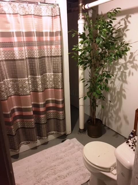 249 Rockwell Road Columbus, OH 43207 - Photo 14 of 21