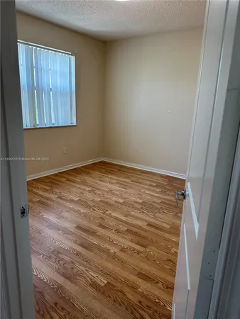 a view of empty room with window