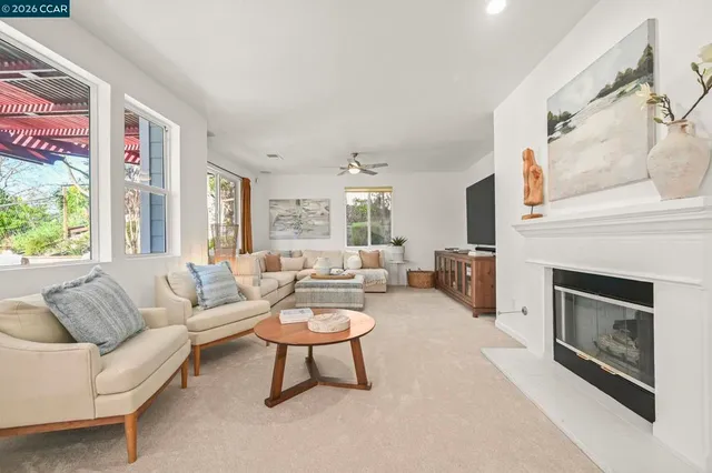 $1,548,000 | 612-612 Pasa Tiempo Court, Pleasant Hill, CA 94523