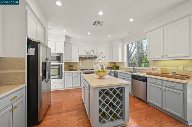 $1,548,000 | 612-612 Pasa Tiempo Court, Pleasant Hill, CA 94523