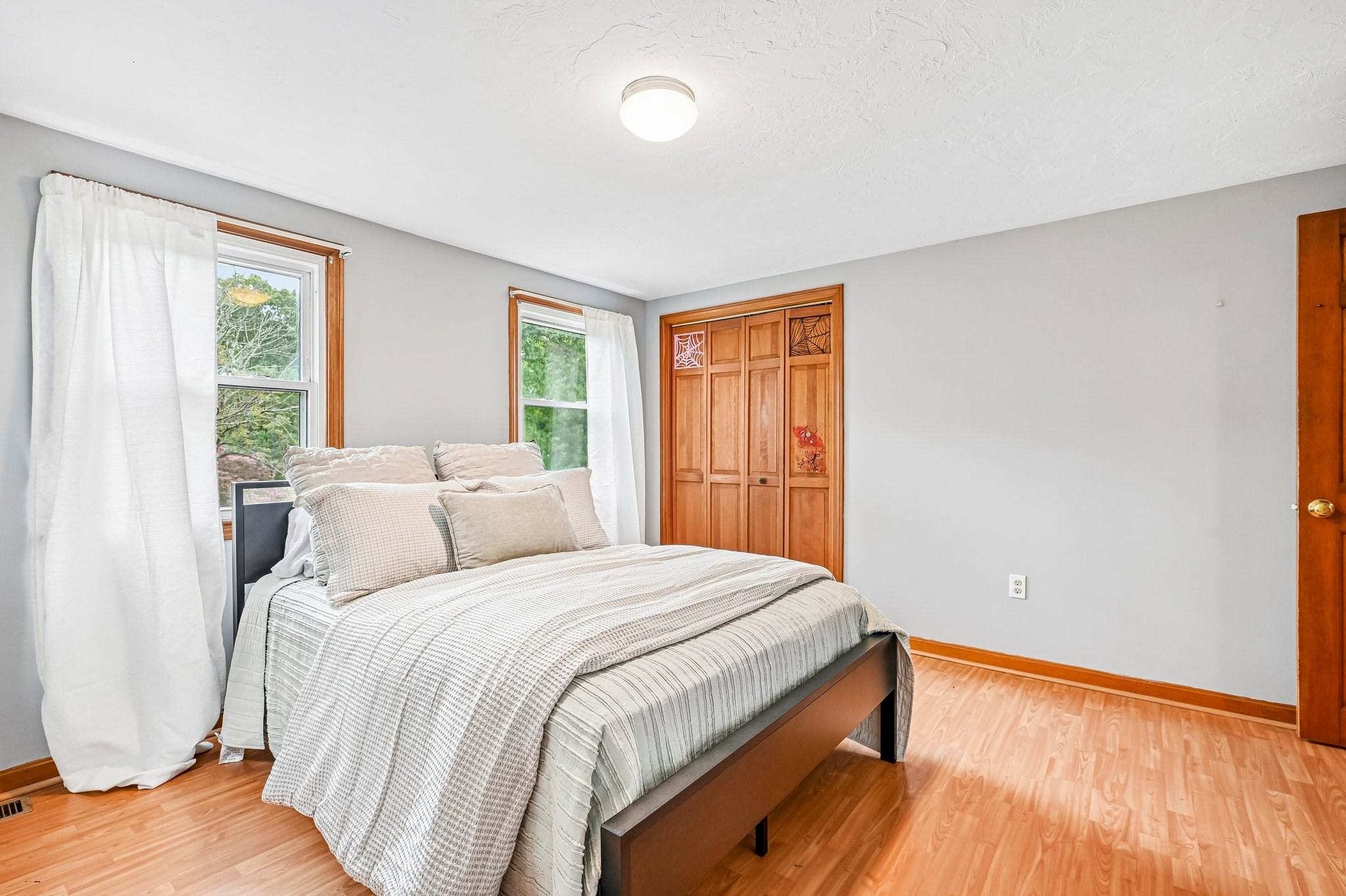 18 Eleanor Road Walpole, MA 02081 - Photo 27 of 38 Gallery Image 27
