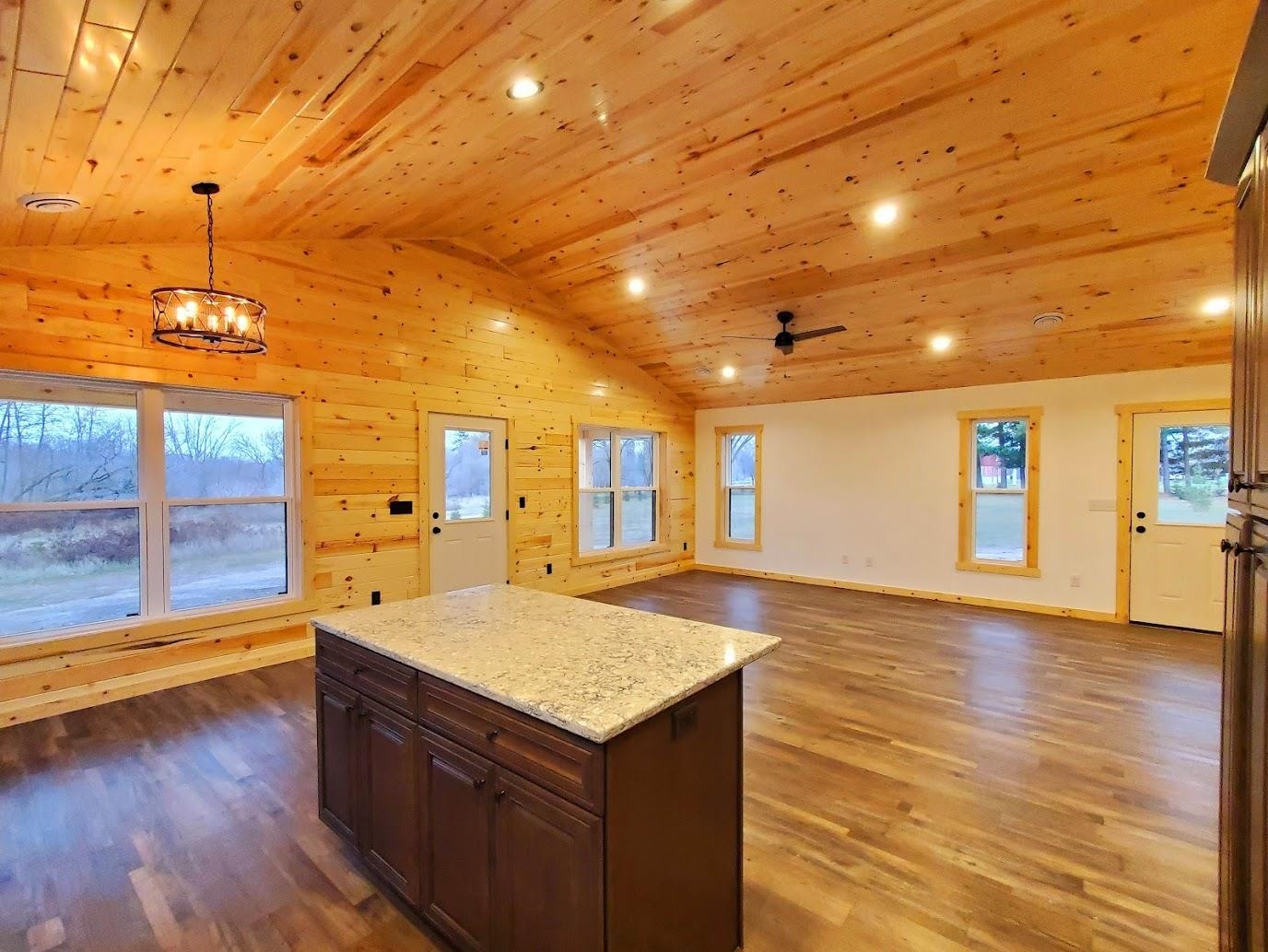 247 East Madison Street Clintonville, WI 54929 - Photo 5 of 61