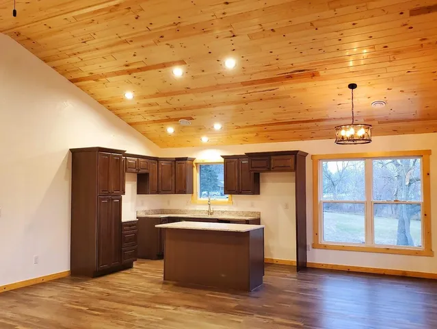 $429,000 | 247 East Madison Street, Clintonville, WI 54929