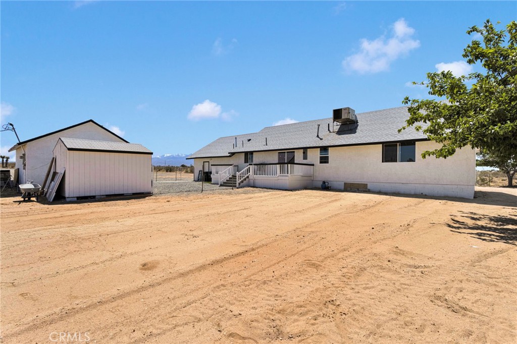 8038 Begonia Road Phelan, CA 92371 - Photo 40 of 49