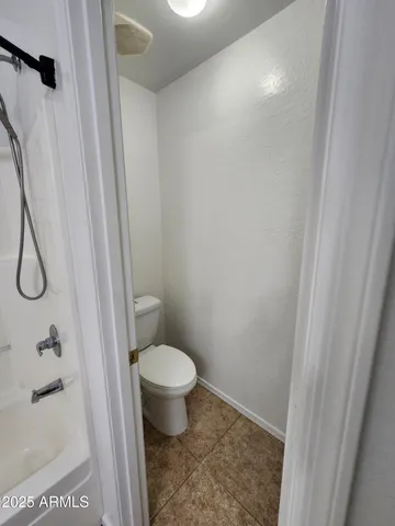 a view of utility room