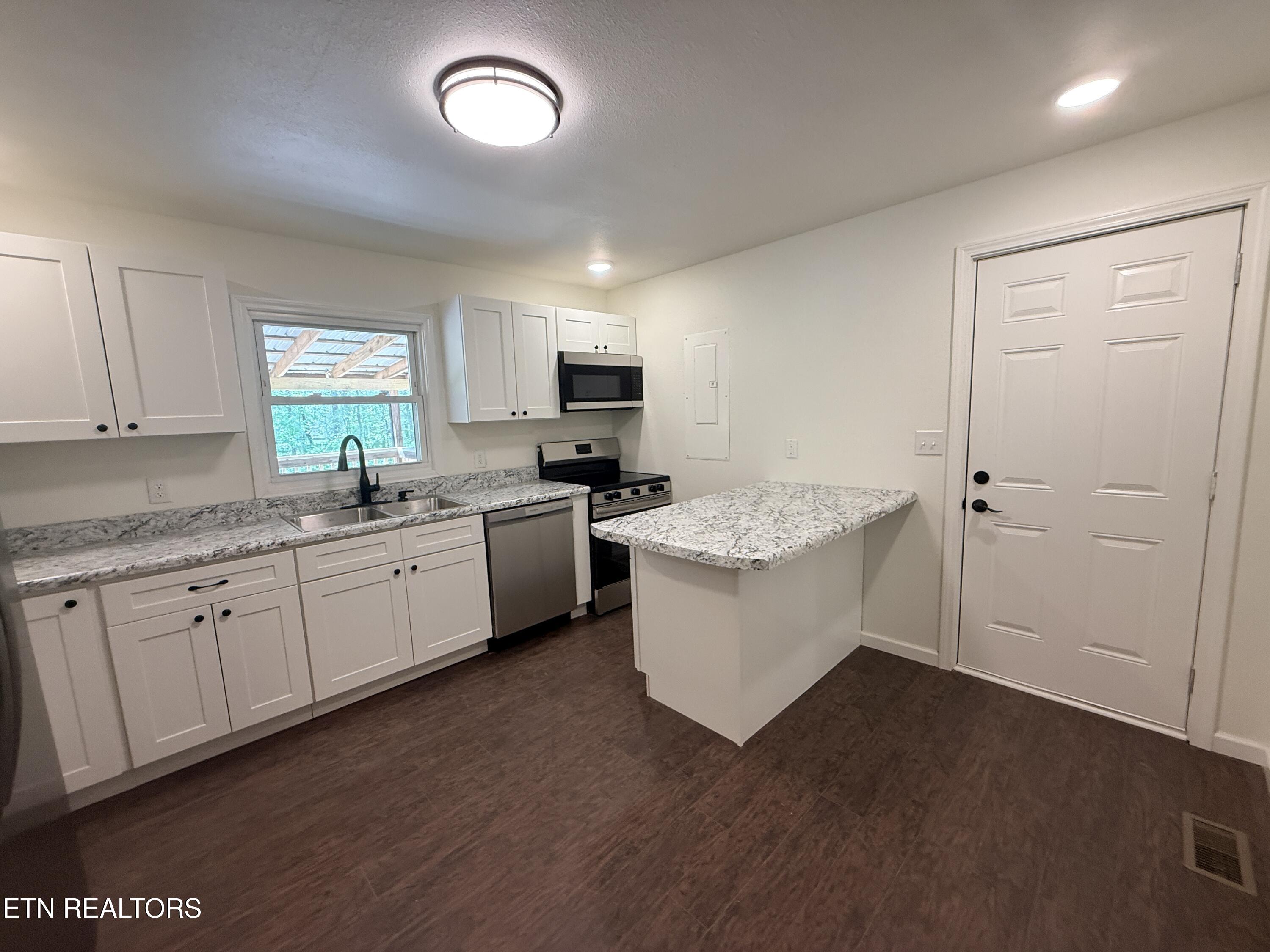 135 Frank Tinch Road Jamestown, TN 38556 - Photo 13 of 33 IMG_3469