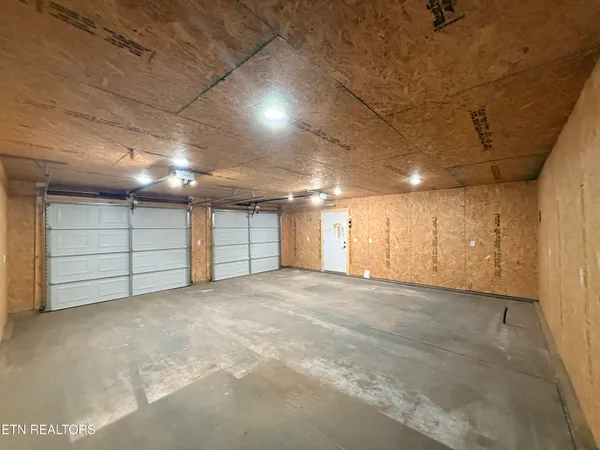 $249,900 | 135 Frank Tinch Road, Jamestown, TN 38556