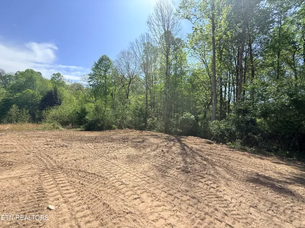 $249,900 | 135 Frank Tinch Road, Jamestown, TN 38556