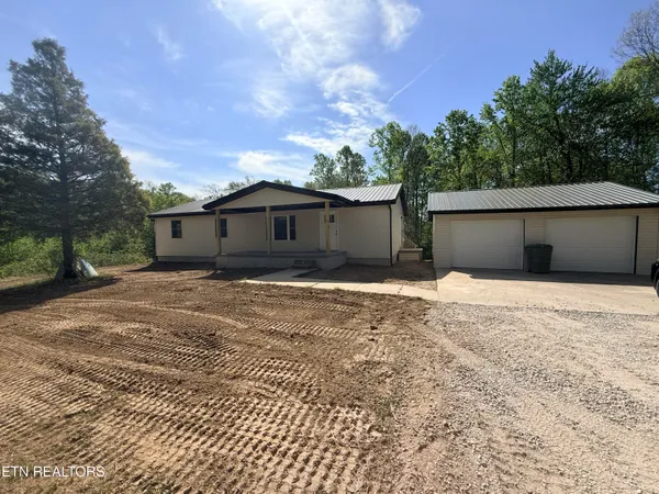 $249,900 | 135 Frank Tinch Road, Jamestown, TN 38556