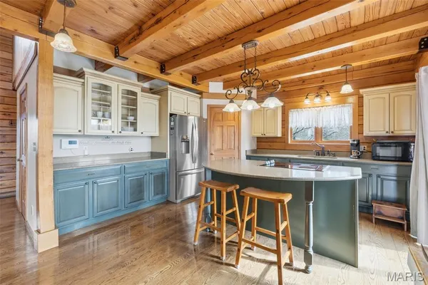 $775,000 | 3245 Cedar Falls Road, Bonne Terre, MO 63628