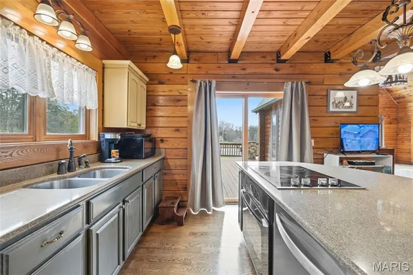 $775,000 | 3245 Cedar Falls Road, Bonne Terre, MO 63628