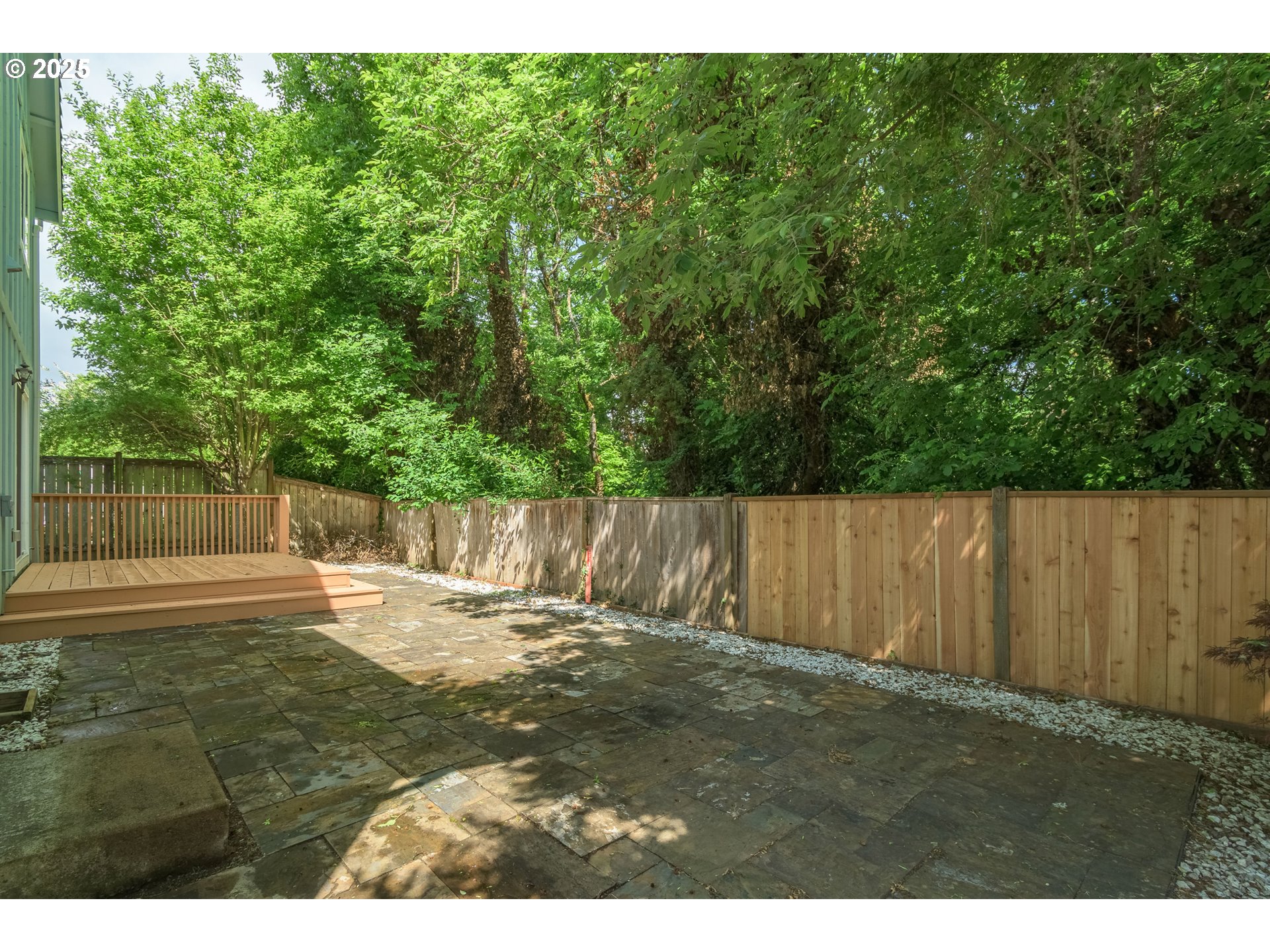 2795 Mallory Lane Eugene, OR 97401 - Photo 35 of 44 a view of a backyard