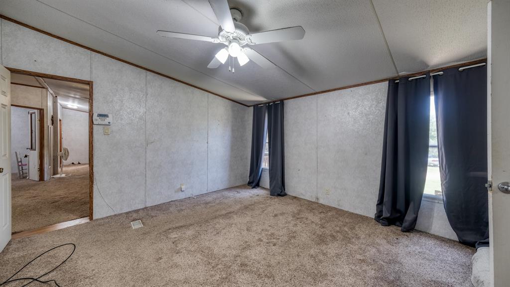 1700 Bennett Road Millsap, TX 76066 - Photo 17 of 40