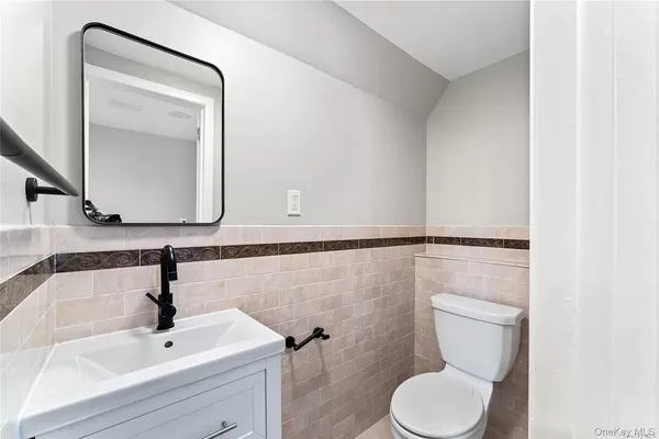 $699,000 | 6 Valley View Terrace, Suffern, NY 10901