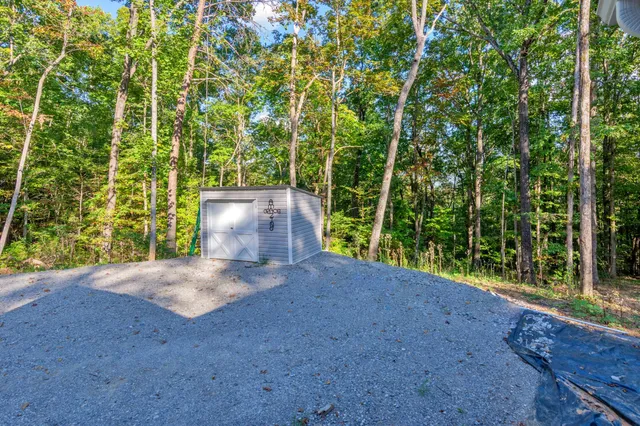 $289,000 | 890 Lee Station Mountain Road, Pikeville, TN 37367