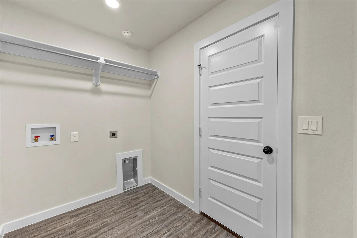7446 29th Street Lubbock, TX 79407 - Photo 11 of 11 a view of walk in closet with empty racks