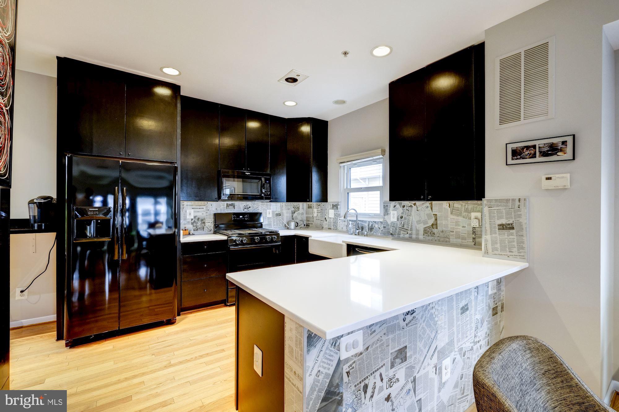 2113 12th Place Northwest Washington, DC 20009 - Photo 10 of 35