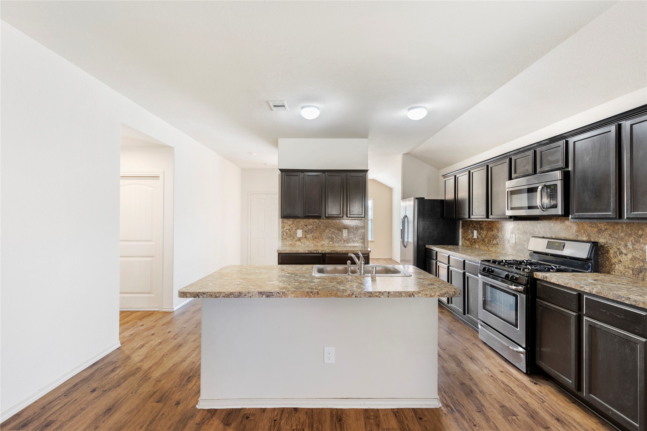 24407 Pigeon Berry Drive Spring, TX 77373 - Photo 13 of 34