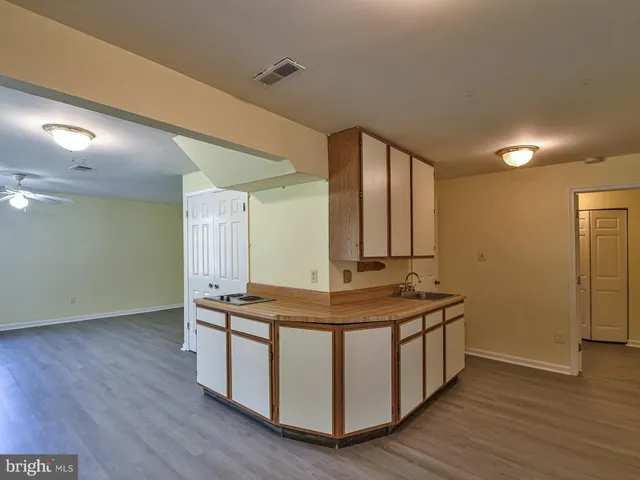 $750,000 | 7906 Kara Court, Greenbelt, MD 20770