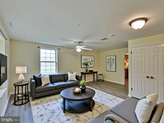 $750,000 | 7906 Kara Court, Greenbelt, MD 20770