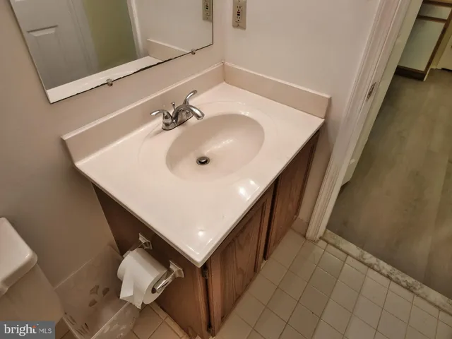 $750,000 | 7906 Kara Court, Greenbelt, MD 20770