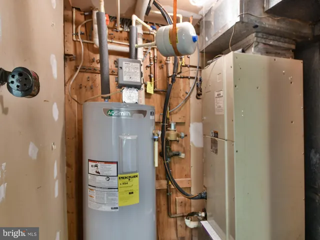 $750,000 | 7906 Kara Court, Greenbelt, MD 20770