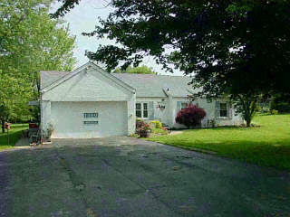 1380 Ross Hanover Road Hamilton, OH 45013 - Photo 1 of 1