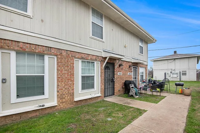 $885 | 4940 Flamingo Road, Fort Worth, TX 76119
