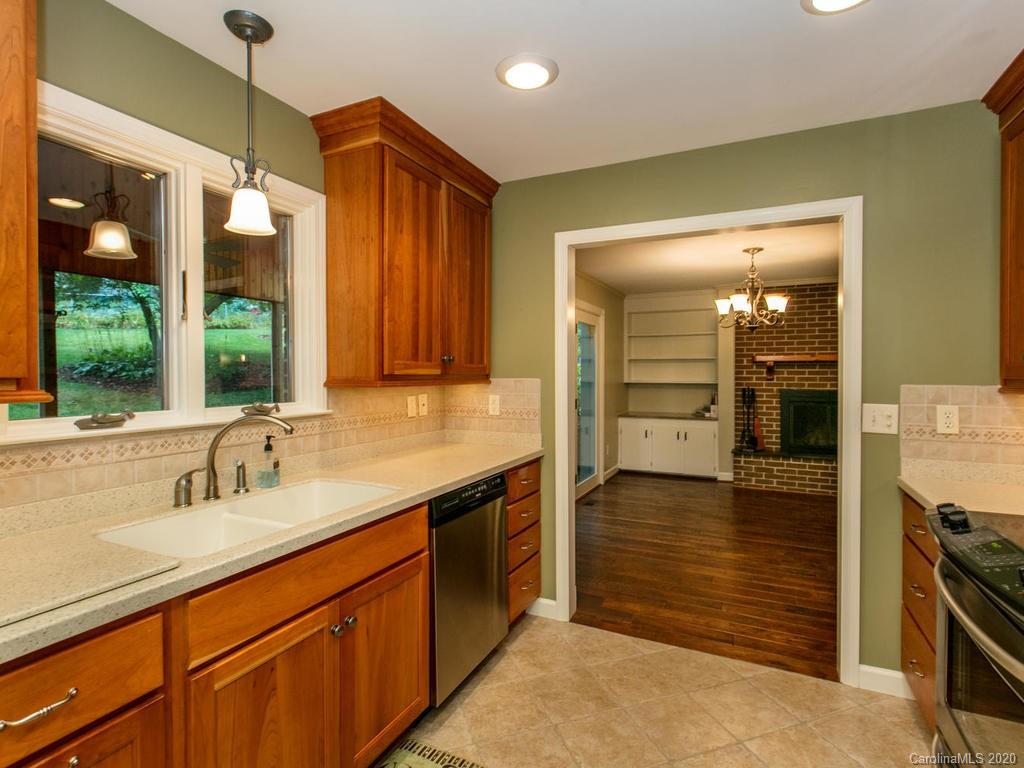 120 Overlook Road Asheville, NC 28803 - Photo 12 of 34 Gallery Image 12
