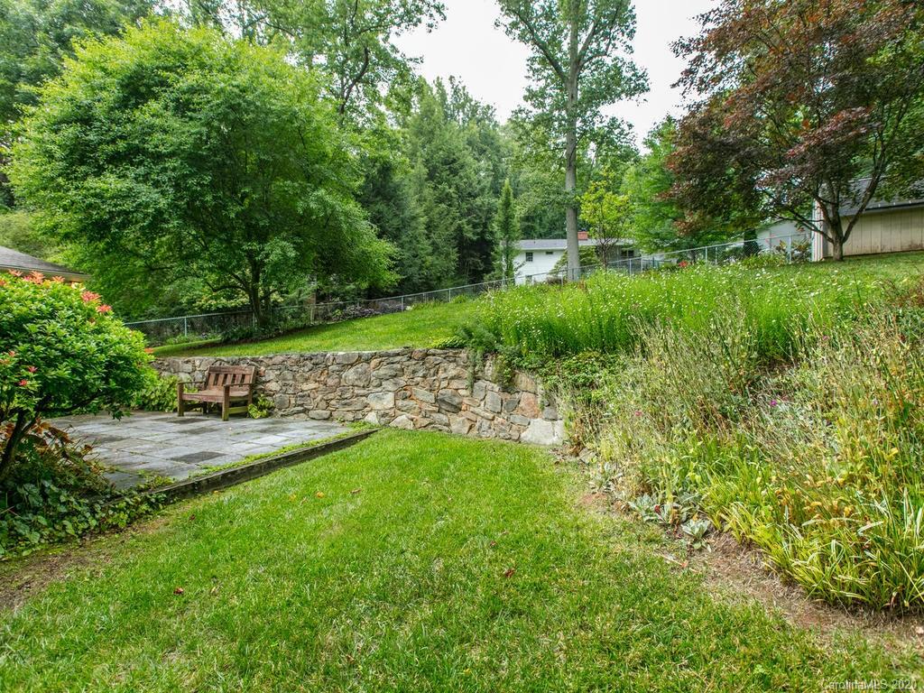 120 Overlook Road Asheville, NC 28803 - Photo 28 of 34 Gallery Image 28