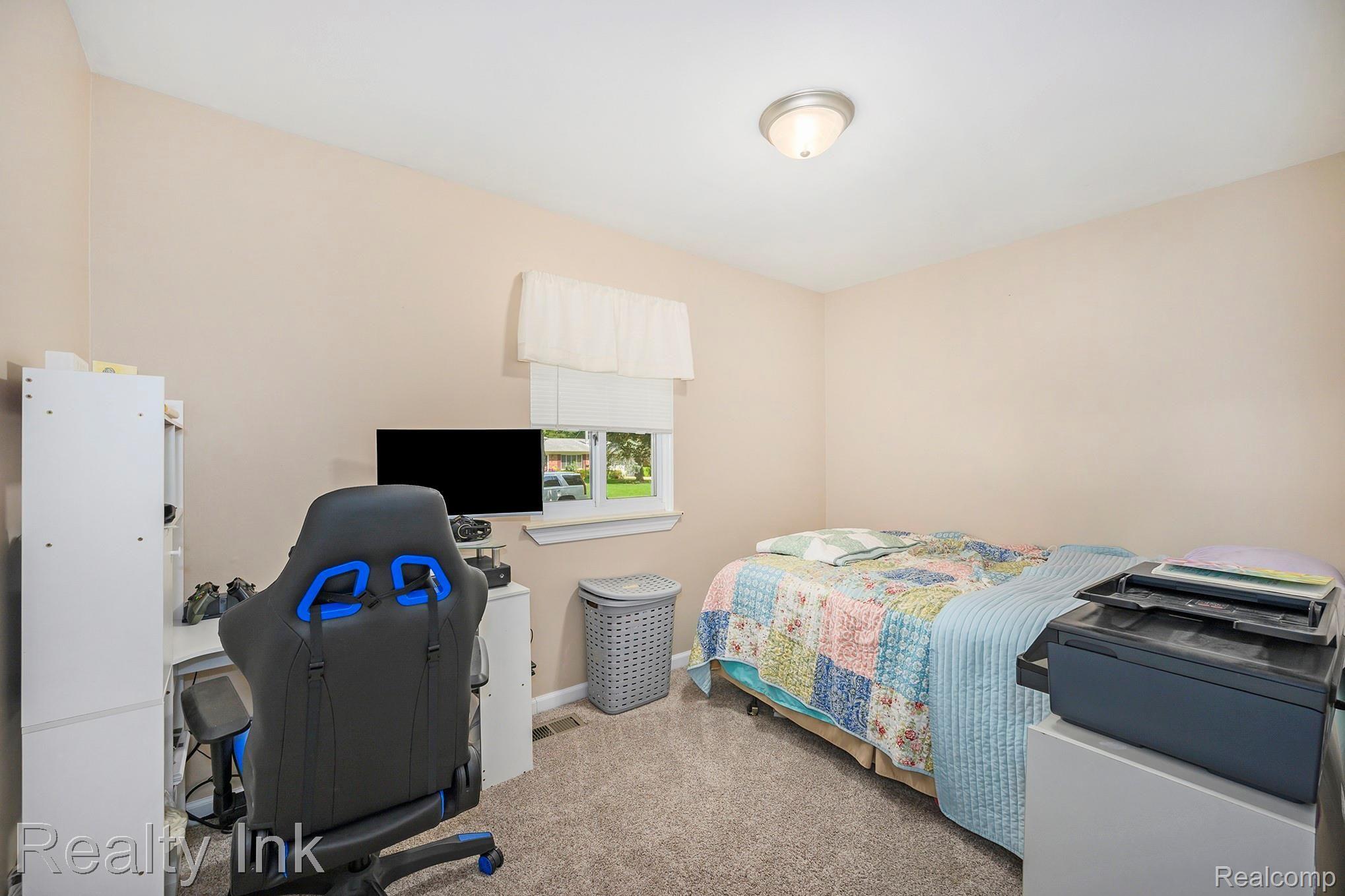 61803 Rambling Way South Lyon, MI 48178 - Photo 16 of 27 61803 Rambling_24.jpg